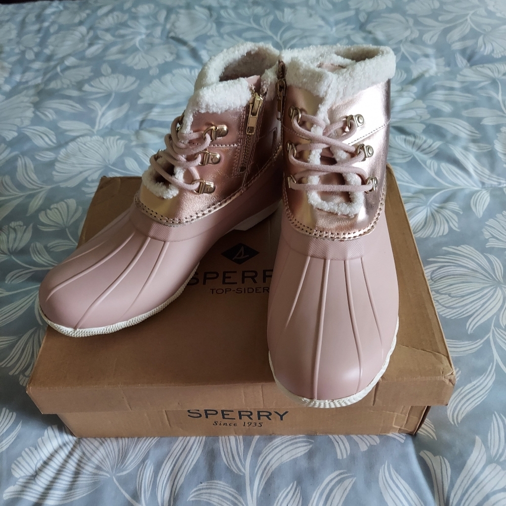 Sperry Saltwater Alpine duck boot NIB size 9.5